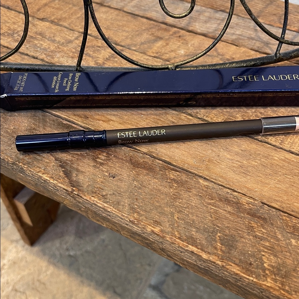 🆕Estee LauderBrow Now Brow Defining Pencil